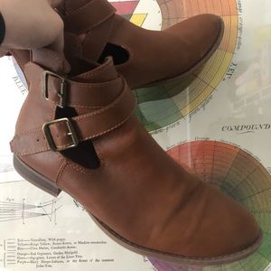 Tan Ankle Boots with Cutouts